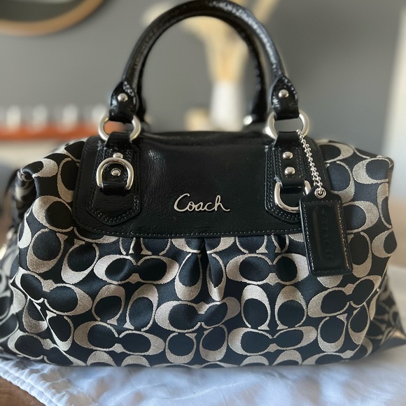 COACH Signature fabric and leather satchel - Picture 1 of 8